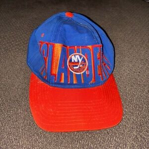Vintage NHL New York Islanders Starter "The Classic" Snapback Hat Hard to find